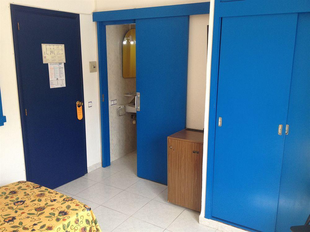 Hostal Blanca Кан Пикафорт Экстерьер фото
